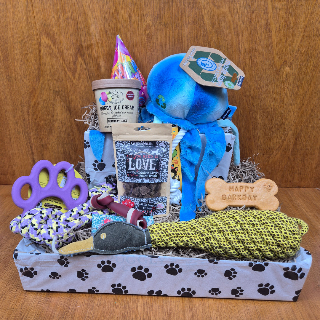 Top Dog Birthday Box, The Ultimate for Senior Medium Sized Dogs (10–20kg)