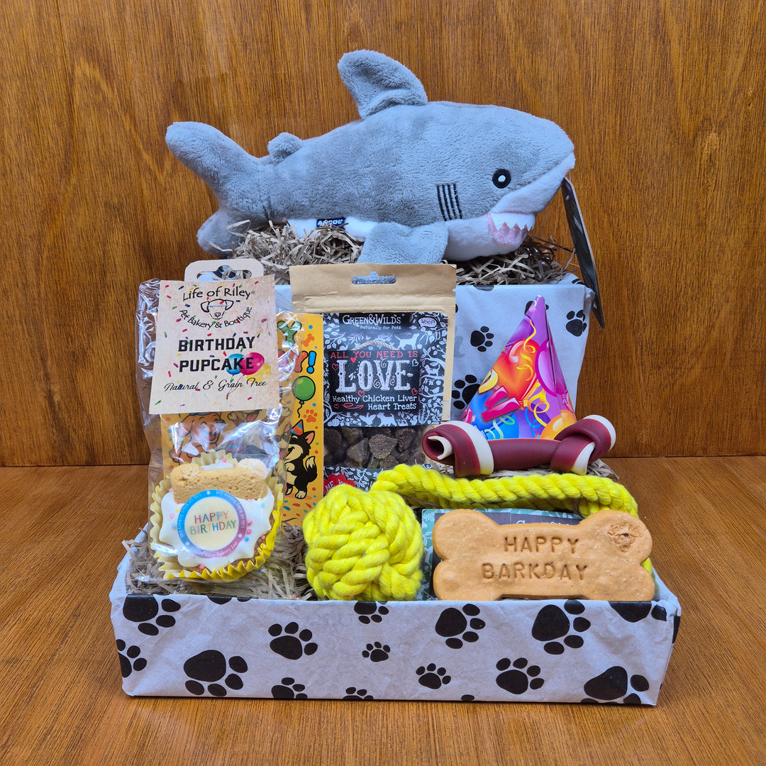 Bow Wow Birthday Box, The Deluxe for Small Dogs (5–10kg)